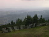 16 : 45