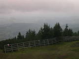 09 : 27