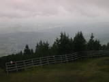 09 : 45