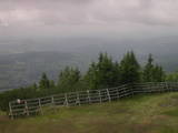 09 : 57
