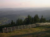 19 : 57