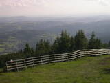 18 : 53