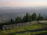 19 : 57