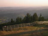 19 : 57