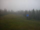 09 : 30