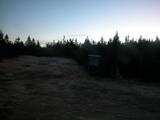 06 : 18
