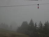 15 : 00