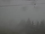 18 : 00
