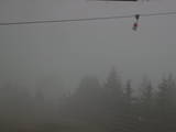 12 : 00