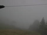 09 : 04