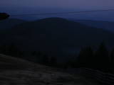 19 : 44