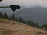 15 : 00