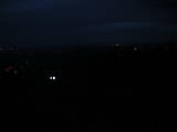 22 : 00