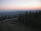 21 : 08
