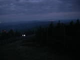 04 : 00