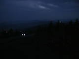 22 : 00