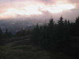 19 : 44