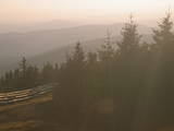 18 : 48
