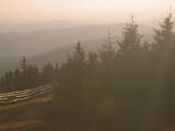 18 : 52