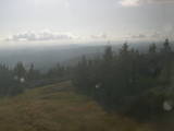 16 : 56