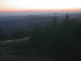 19 : 48