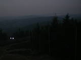 05 : 44
