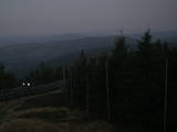 06 : 00