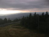 16 : 08