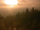 17 : 44
