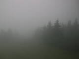12 : 00