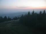 21 : 04