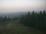 06 : 00