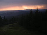 19 : 56