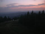21 : 08