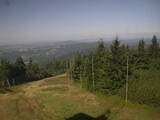 09 : 28