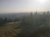 18 : 44