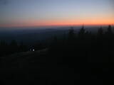 21 : 08