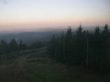 06 : 00