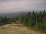 11 : 04