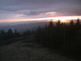 18 : 46