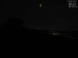 03 : 00