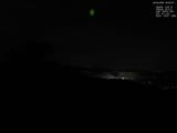 02 : 00
