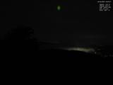 03 : 00