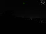02 : 00