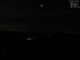 02 : 00