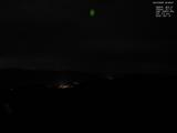 03 : 08