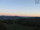 06 : 00