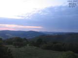 19 : 48