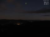 05 : 04