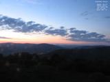 19 : 56